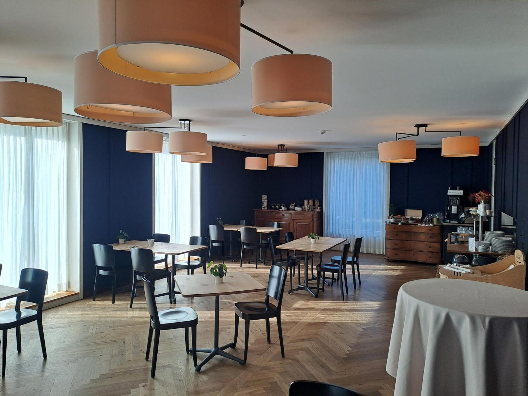 Im Schlosspark 3* Binningen